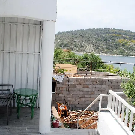Hit Διαμέρισμα *