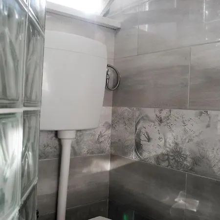 Διαμέρισμα Hit *